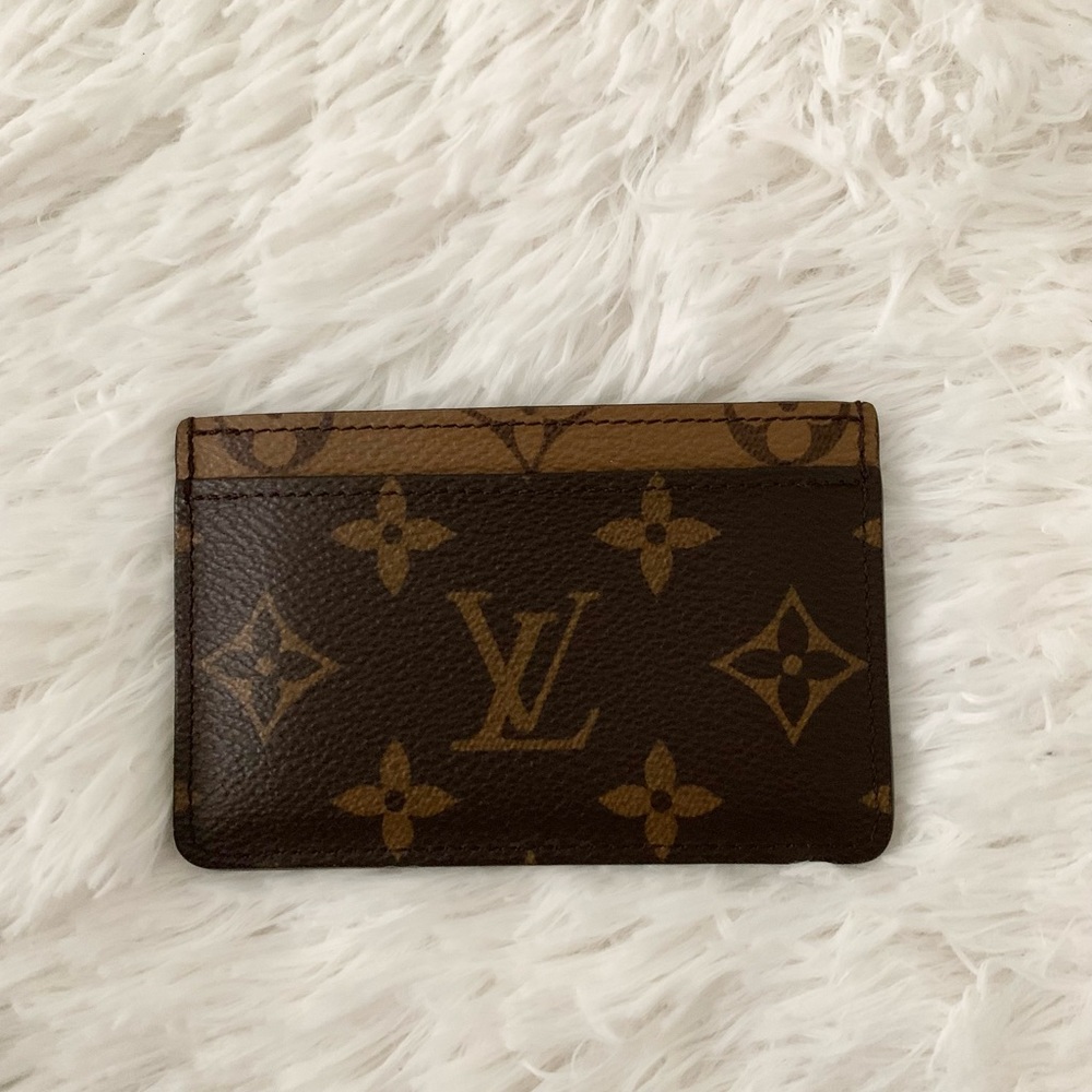 LV Monogram Reverse Card Holder